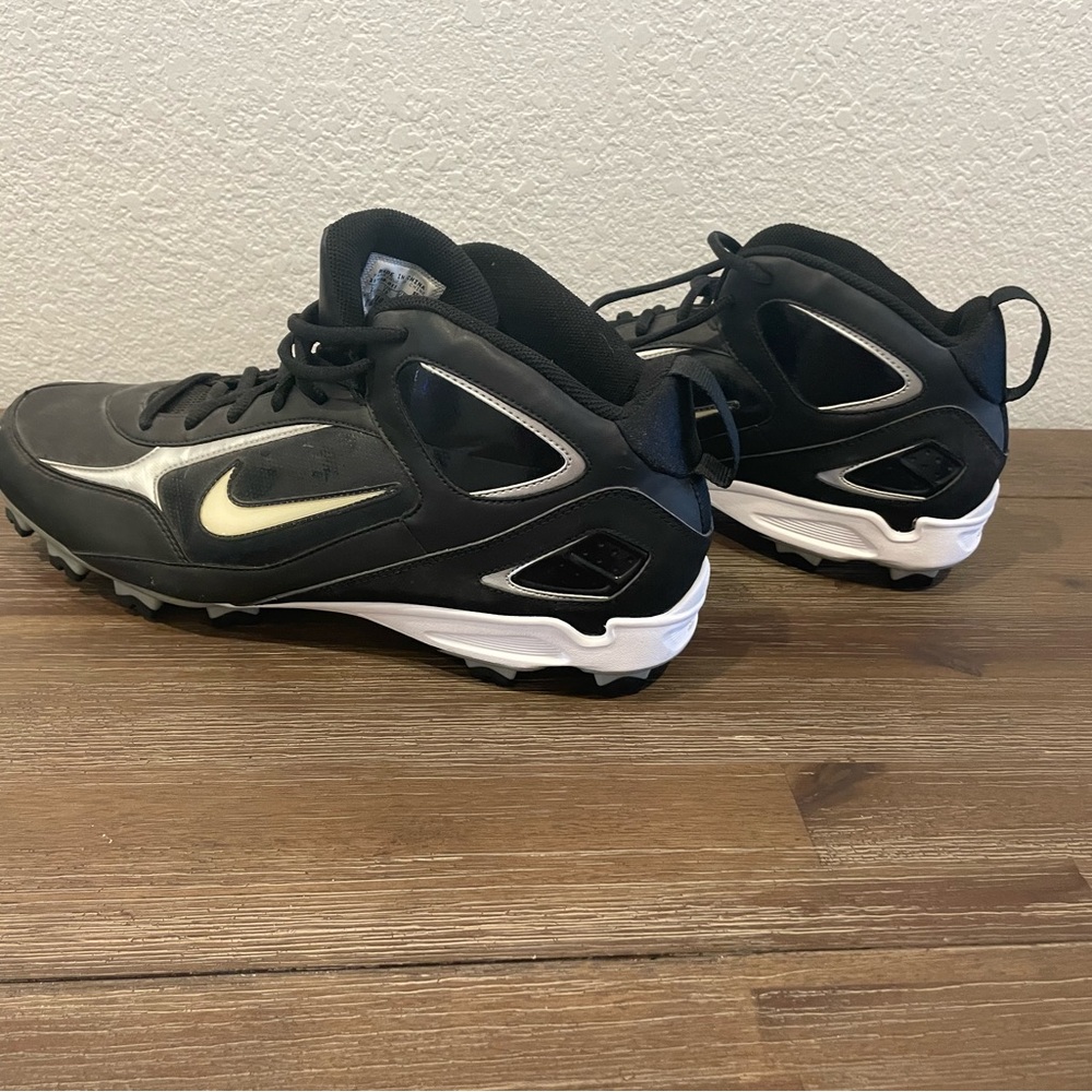size 14 nike men's sneakers
